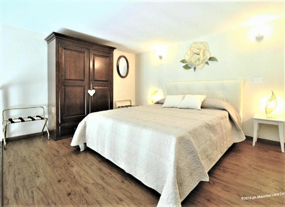 Charming Suite Cavour Heart Of Firenze Eksteriør billede