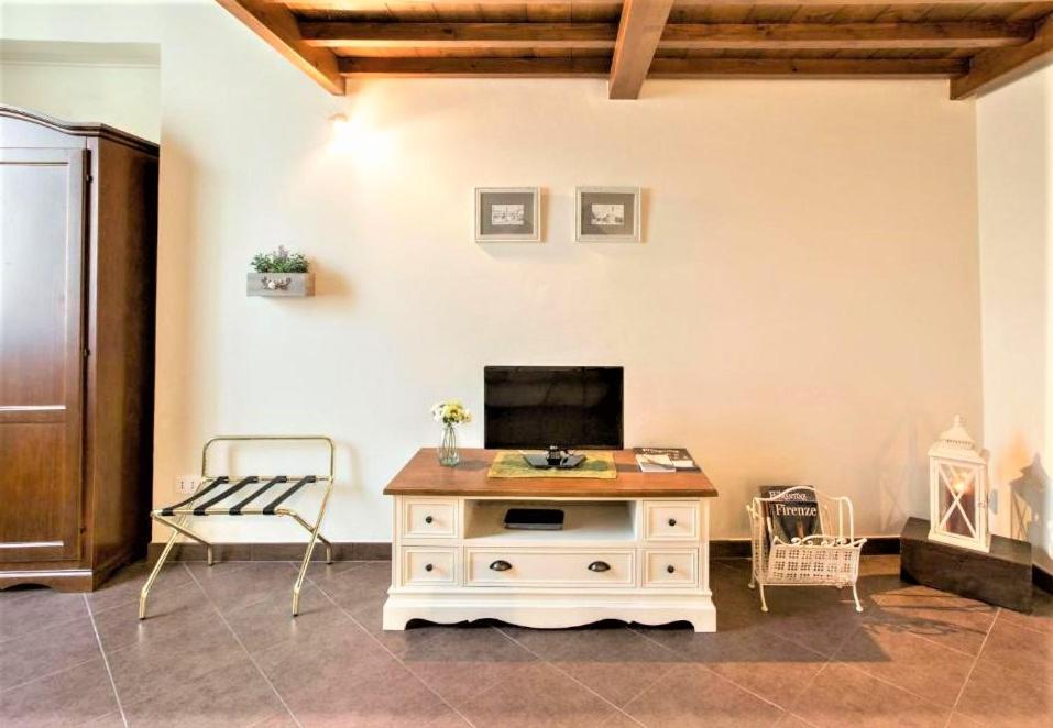 Charming Suite Cavour Heart Of Firenze Eksteriør billede